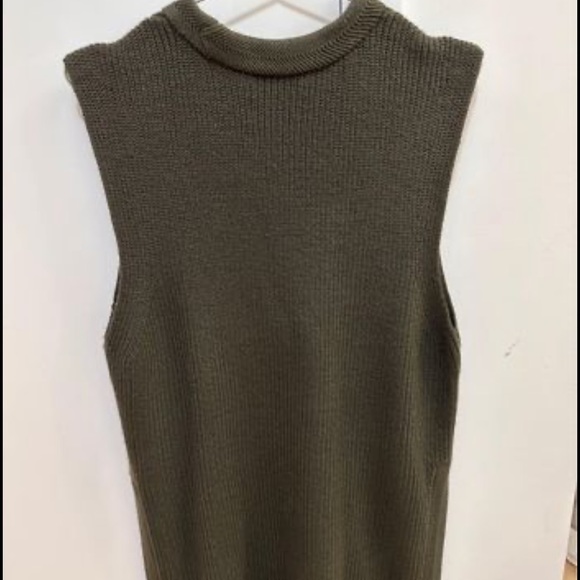 Aritzia Tank Knit - Picture 2 of 2